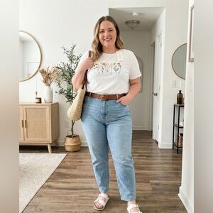 BloomChic White Tee with Colorful Floral Design Sz 12 NWT